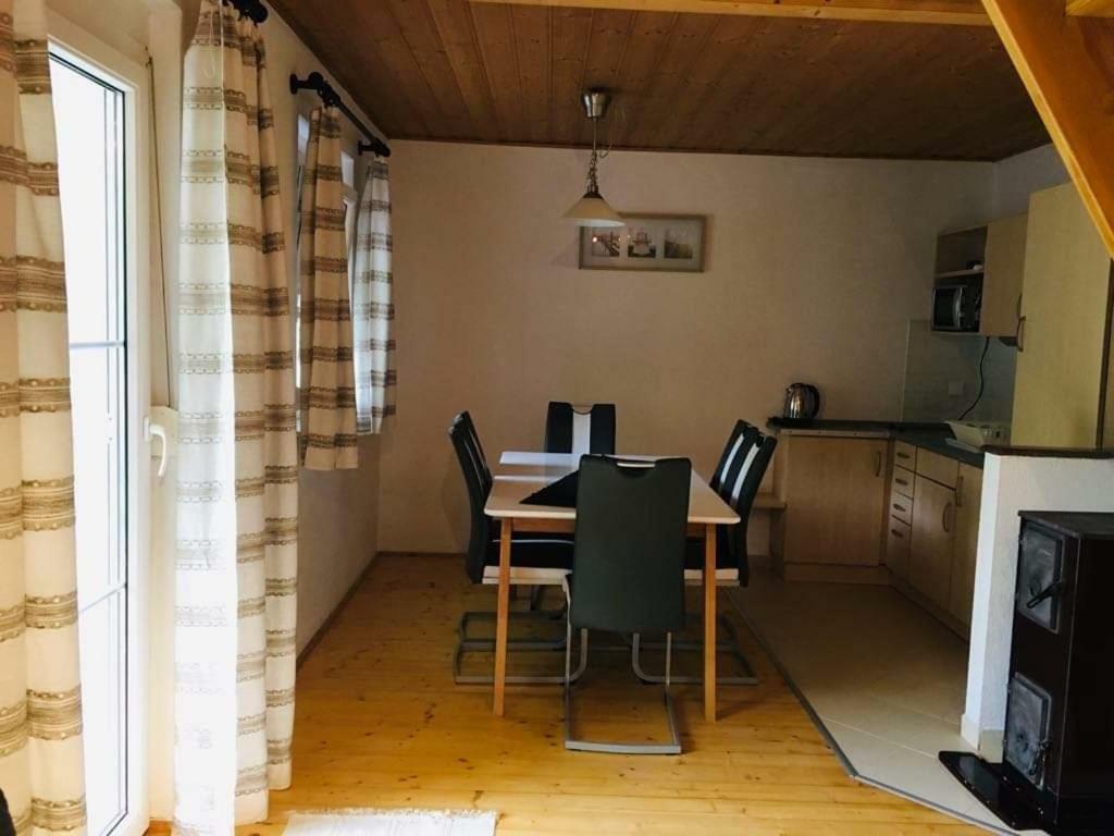 Willa Rozmaring Haz Balatonlelle Zewnętrze zdjęcie